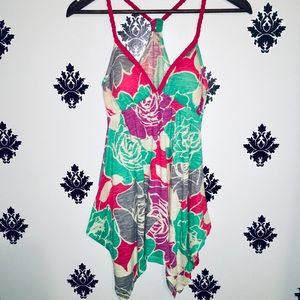 NWOT Derek heart top